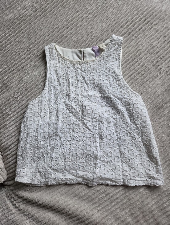 Alya Tops - Cropped Eyelet Blouse